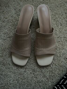 Women's Neutral Knit Slide Heels - Beige